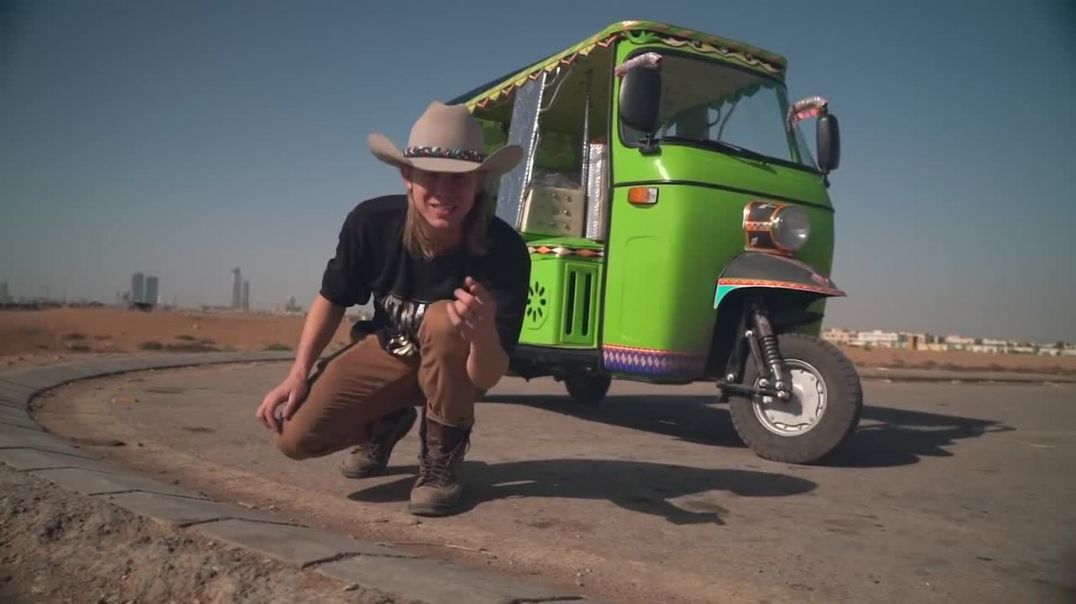 American Rickshaw Wala - Traveling Pakistan Vlog - Pilot - Buying a Rickshaw
