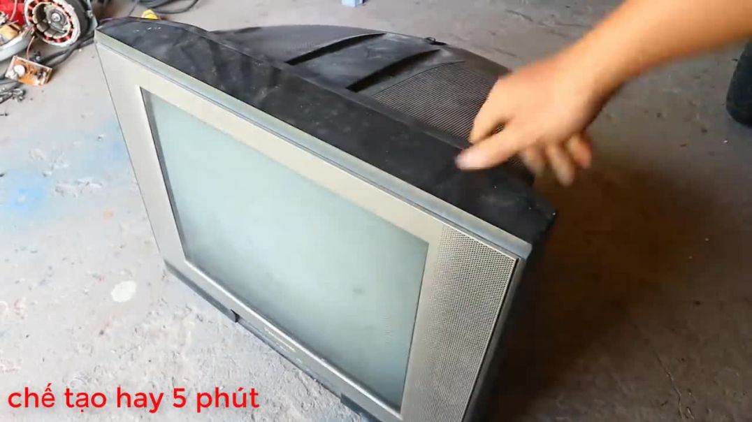 How to turn an old television into a precious metal gold machine